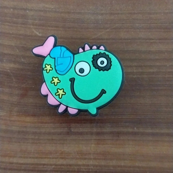 Fish Croc Charm - Picture 1 of 1